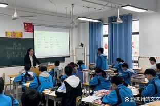 五大联赛尝试抢断50+球员中，索博斯洛伊和阿诺德成功率最低